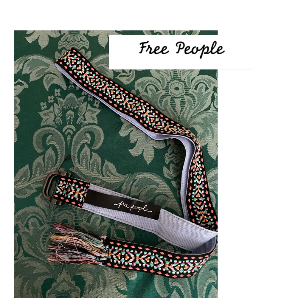 New without tags Free People
Caravan Textile Wrap Belt One size 
Fringe ends - Picture 9 of 9